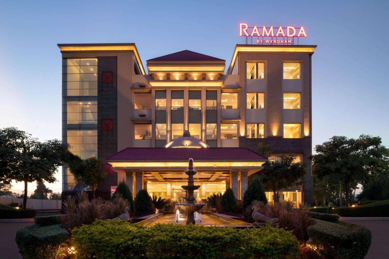 Ramada By Wyndham Varanasi Katesar Chandauli Eksteriør billede