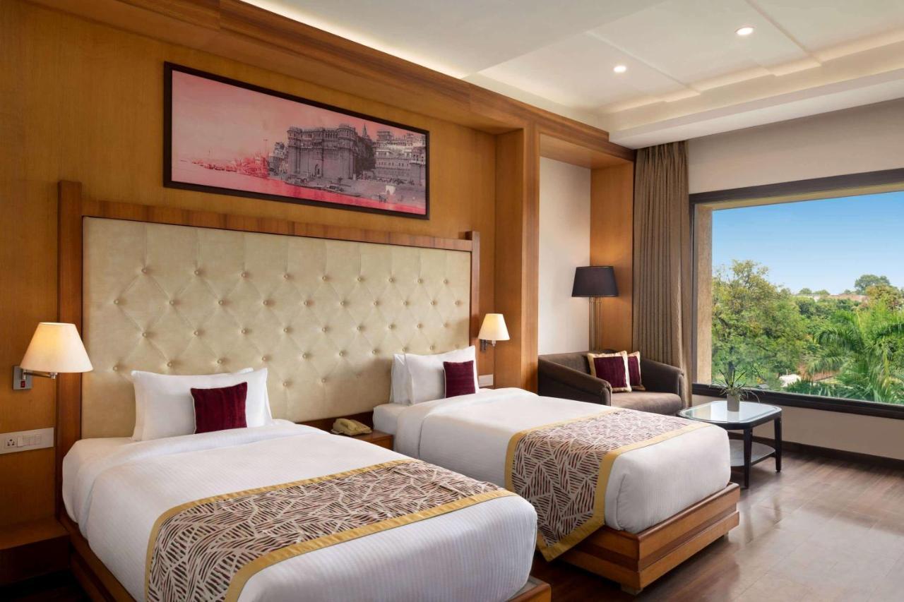 Ramada By Wyndham Varanasi Katesar Chandauli Eksteriør billede