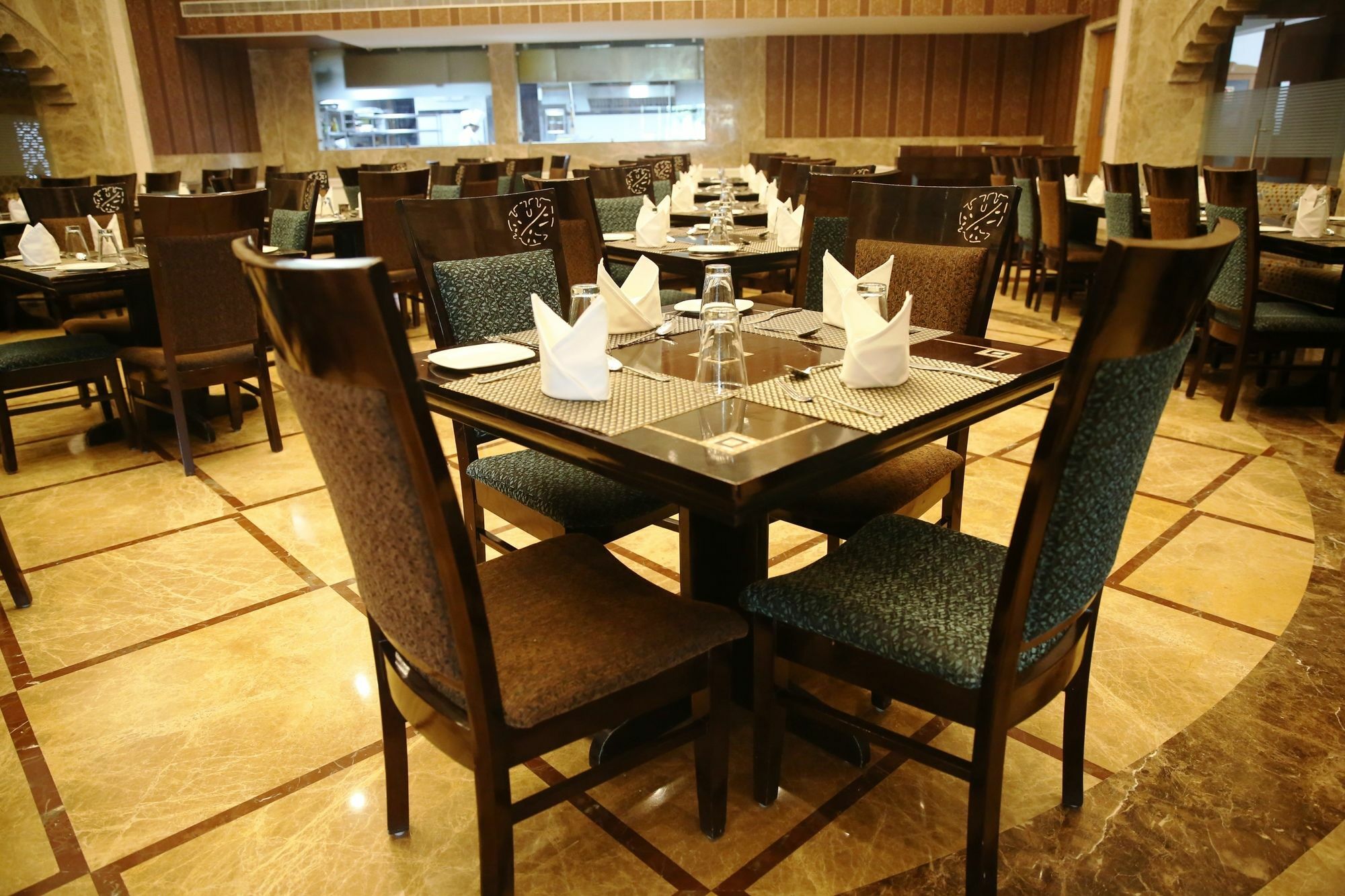 Ramada By Wyndham Varanasi Katesar Chandauli Eksteriør billede